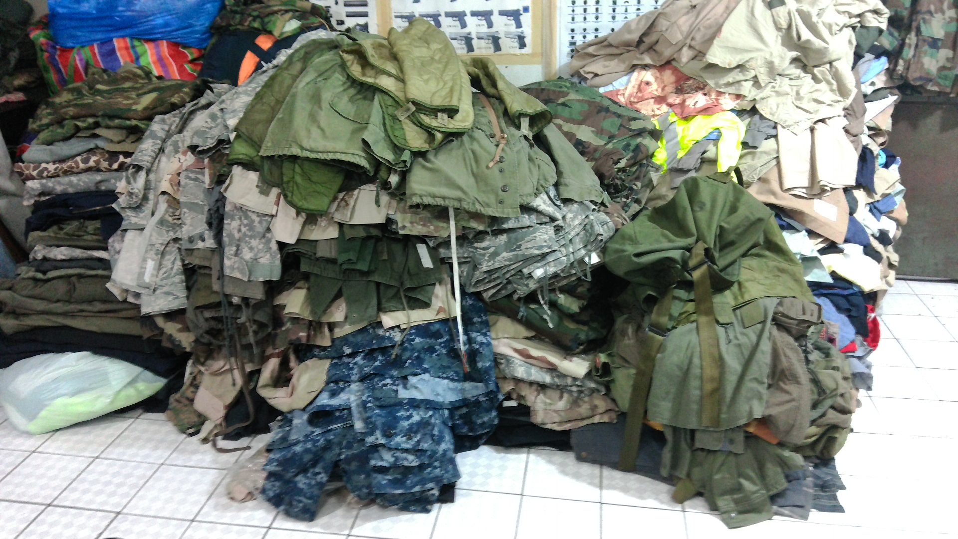 เสื้อทหาร สหรัฐ W2