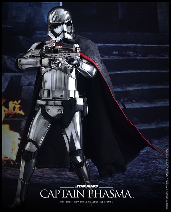 Captain Phasma Sixth Scale Figure HOT TOYS - Star Wars