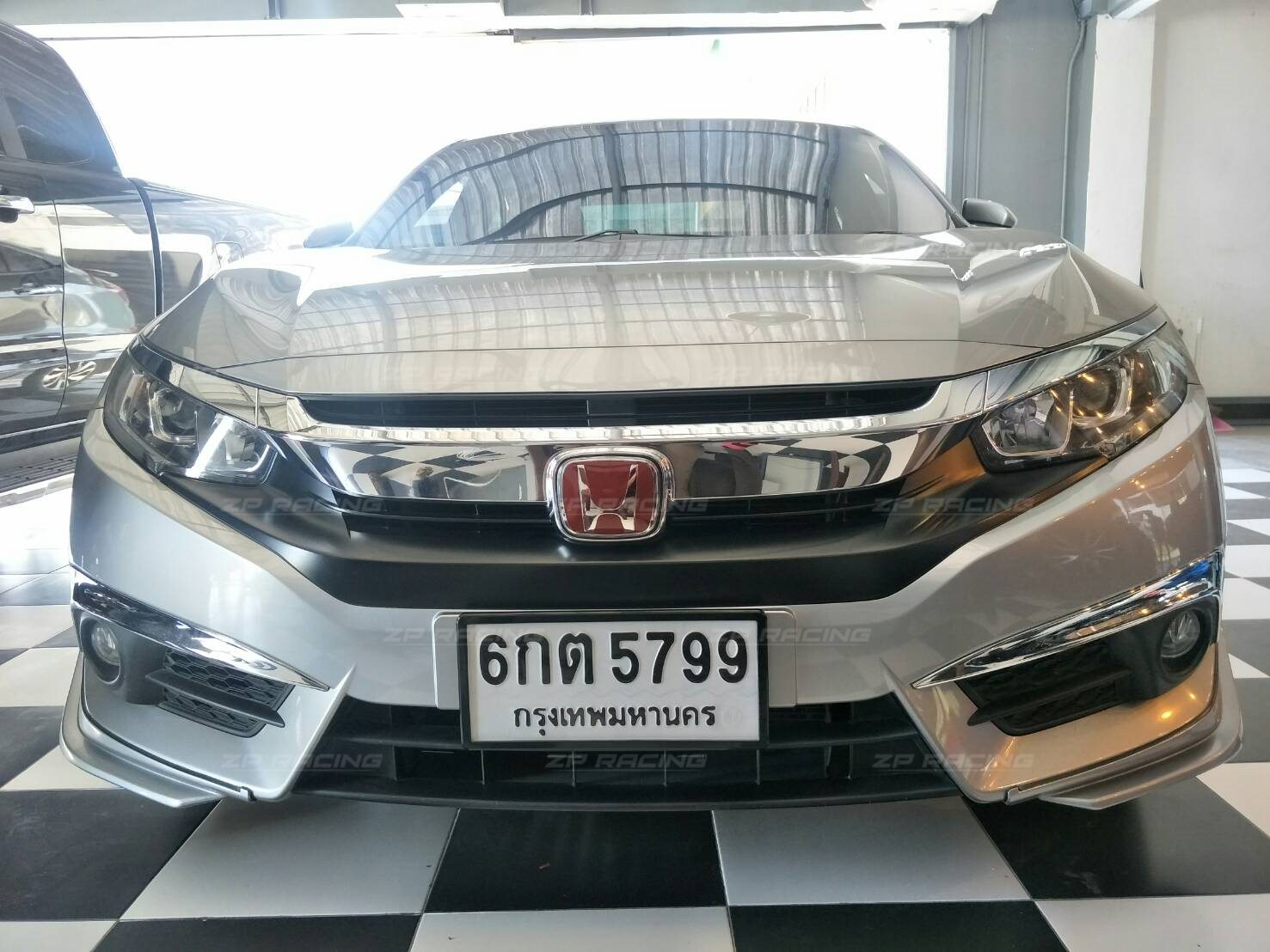 โลโก้ H แดงหน้า CIVIC FC