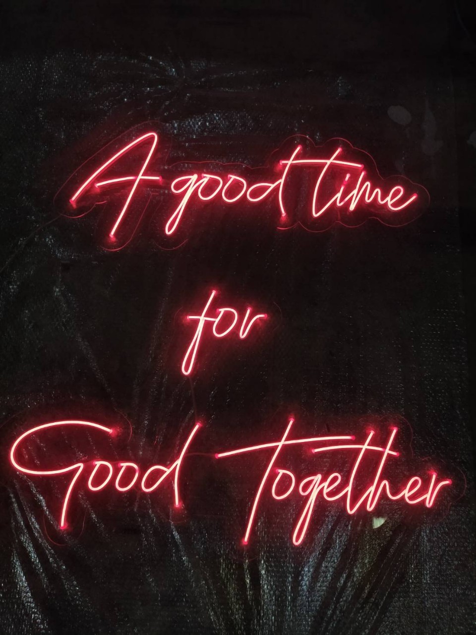 ไฟนีออน เฟค