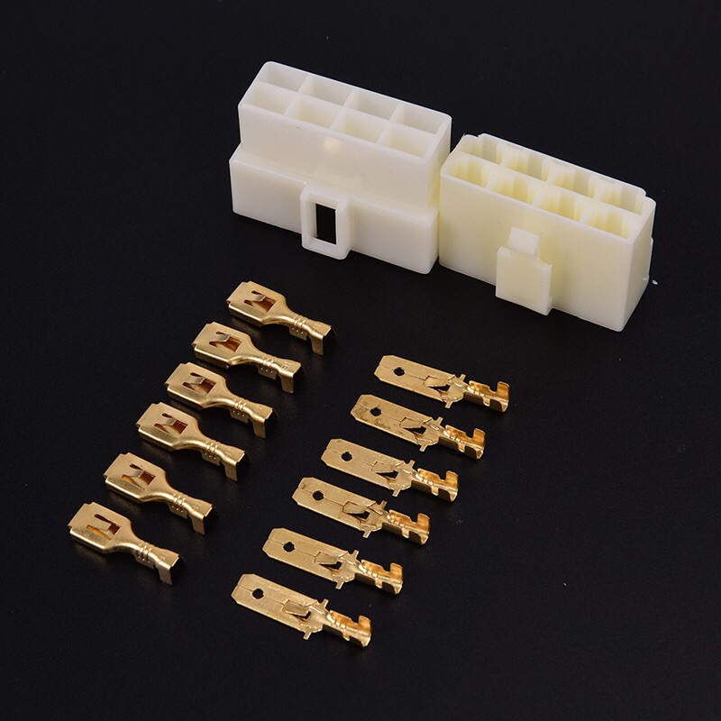 ปลั๊กไฟรถยนต์ ขนาด 6.3mm 8 ช่อง