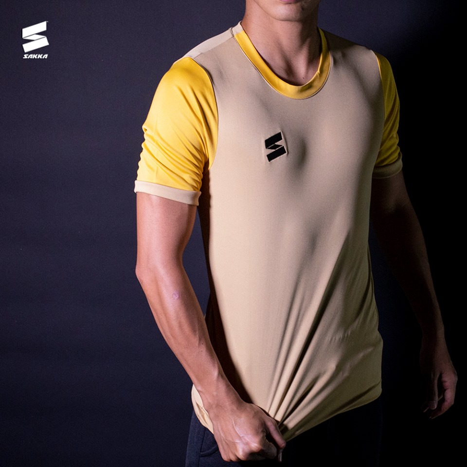 SKS19001 เสื้อกีฬา SAKKA เหลืองอ่อน