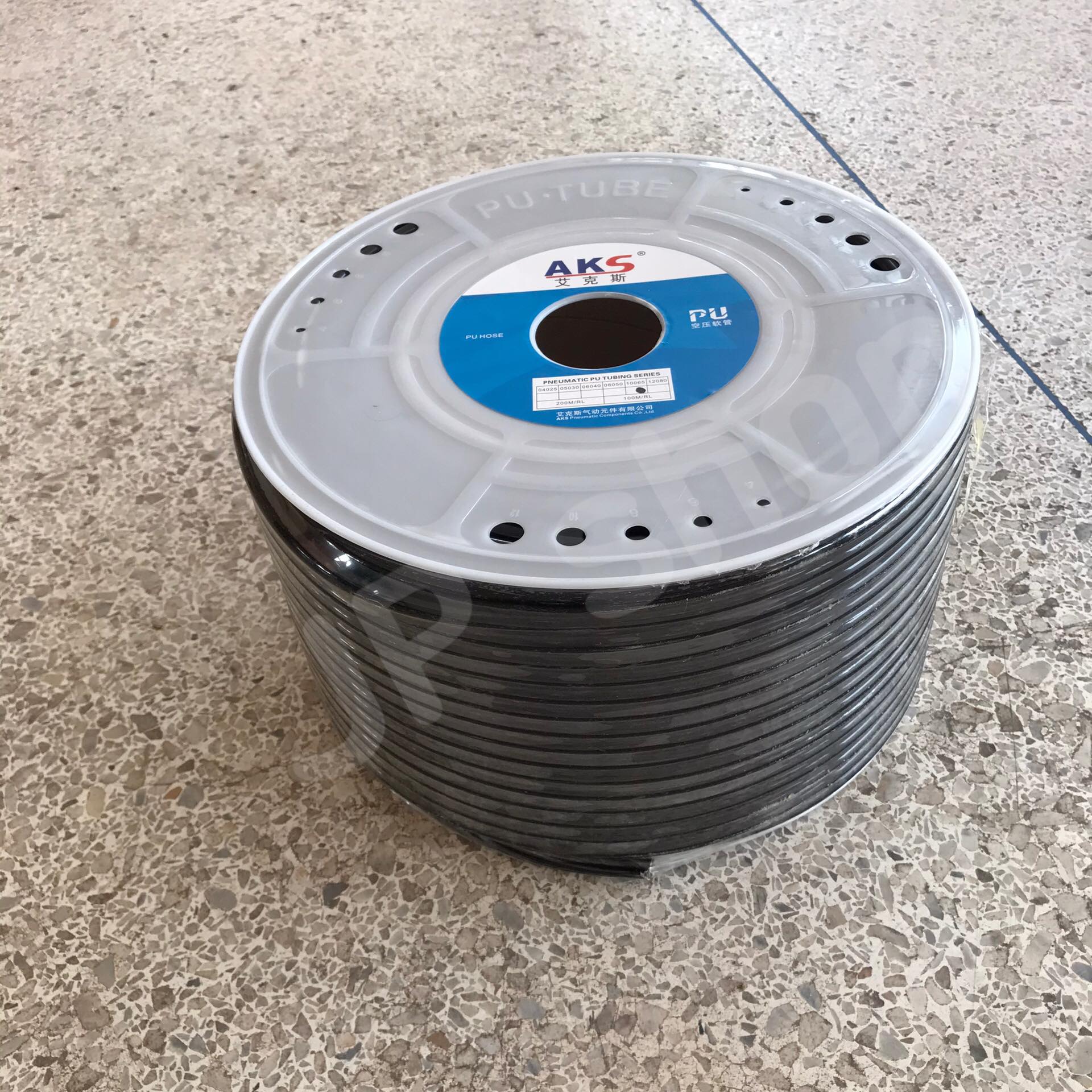 สายลม pu ขนาด 6.5*10 มิลลิเมตร ความยาว 100 เมตร ขายยกม้วน ตัดรอบส่งของทุกๆชั่วโมงครับ