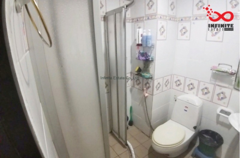 ขายทาวน์โฮม 3 ชั้น 18 ตรว ม.พรบดินทร ถ.นวมินทร์ 157 เขตบึงกุ่ม กรุงเทพฯ / การเดินทางสะดวกสามารถเข้า-ออกได้หลายเส้นทาง อาทิ ซอยนวลจันทร์ 36, 56, 157