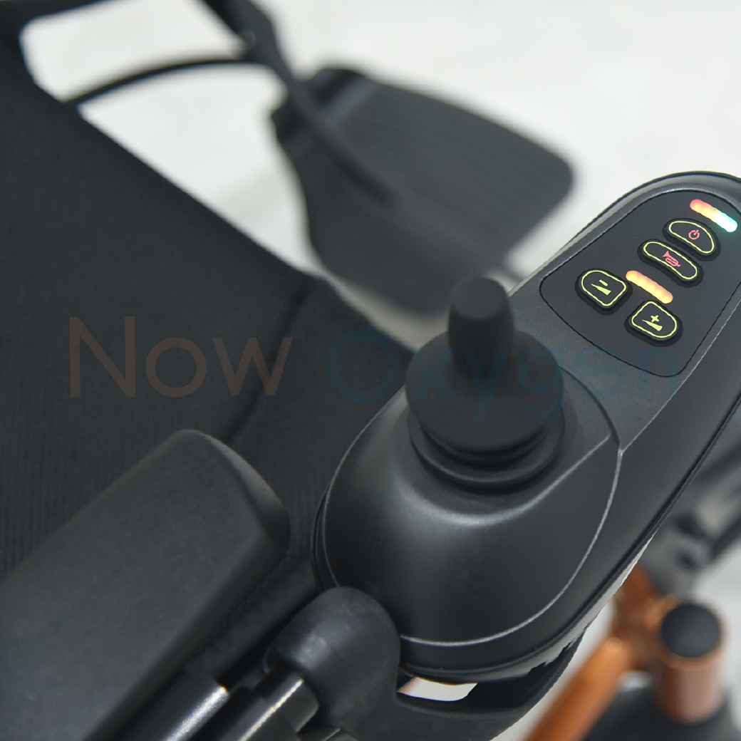 รถเข็นไฟฟ้า วีลแชร์ไฟฟ้า ยี่ห้อ Yuwell รุ่น D210BL การรับประกันโครงสร้าง 3 ปี คอนโทรล แบตเตอรี่และมอเตอร์ 1 ปี