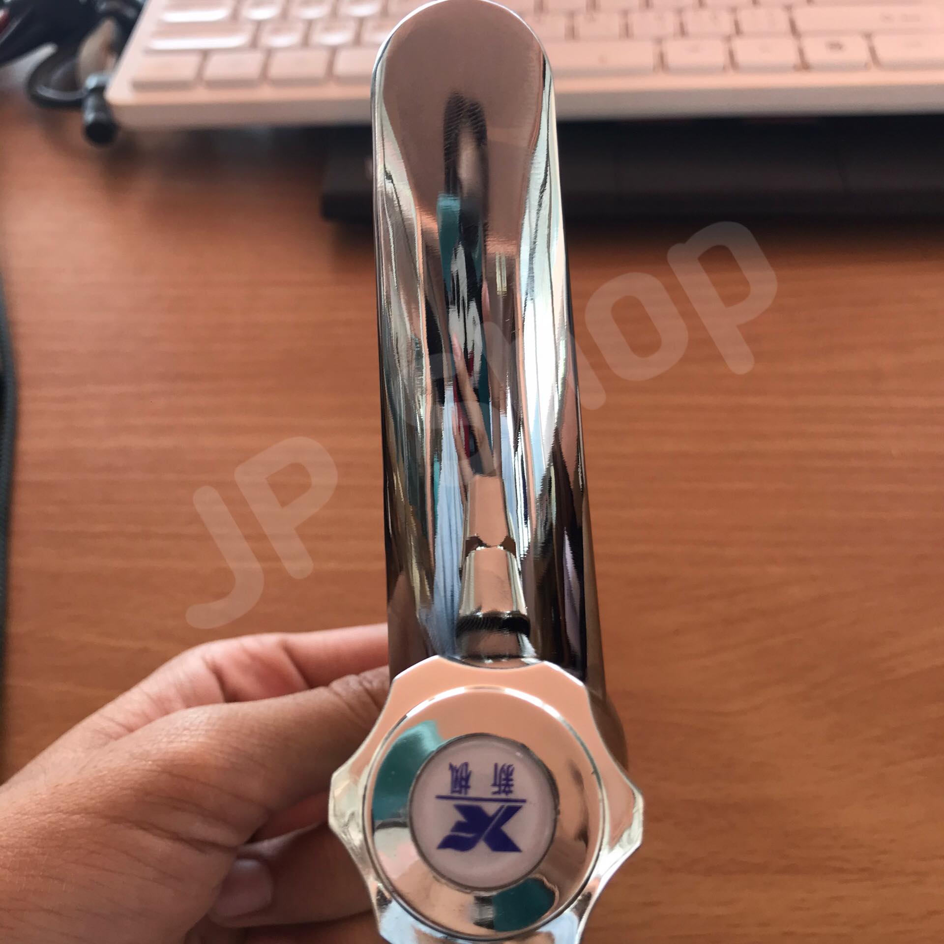 ก๊อกน้ำอ่างล้างหน้าสแตนเลส 04 ขนาด 4 หุน ก๊อกน้ำ ก๊อกอ่างล้างหน้า สแตนเลส #04180