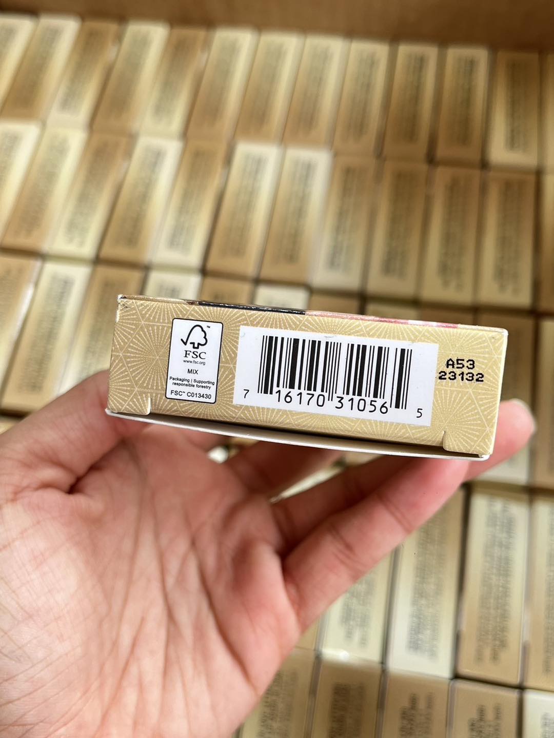 เซตลิป BOBBI BROWN CONFETTI CRUSH LIP TRIO (3ชิ้น) pink และ nude