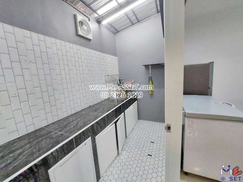 ขายและเช่า ทาวน์โฮม ย่าน คลองพระอุดม คลองข่อย วัดท่าเกวียน วัดทองสะอาด ลาดหลุมแก้ว : บ้านสวนธนาการ์เด้น : 2 ชั้น 22.7 ตารางวา