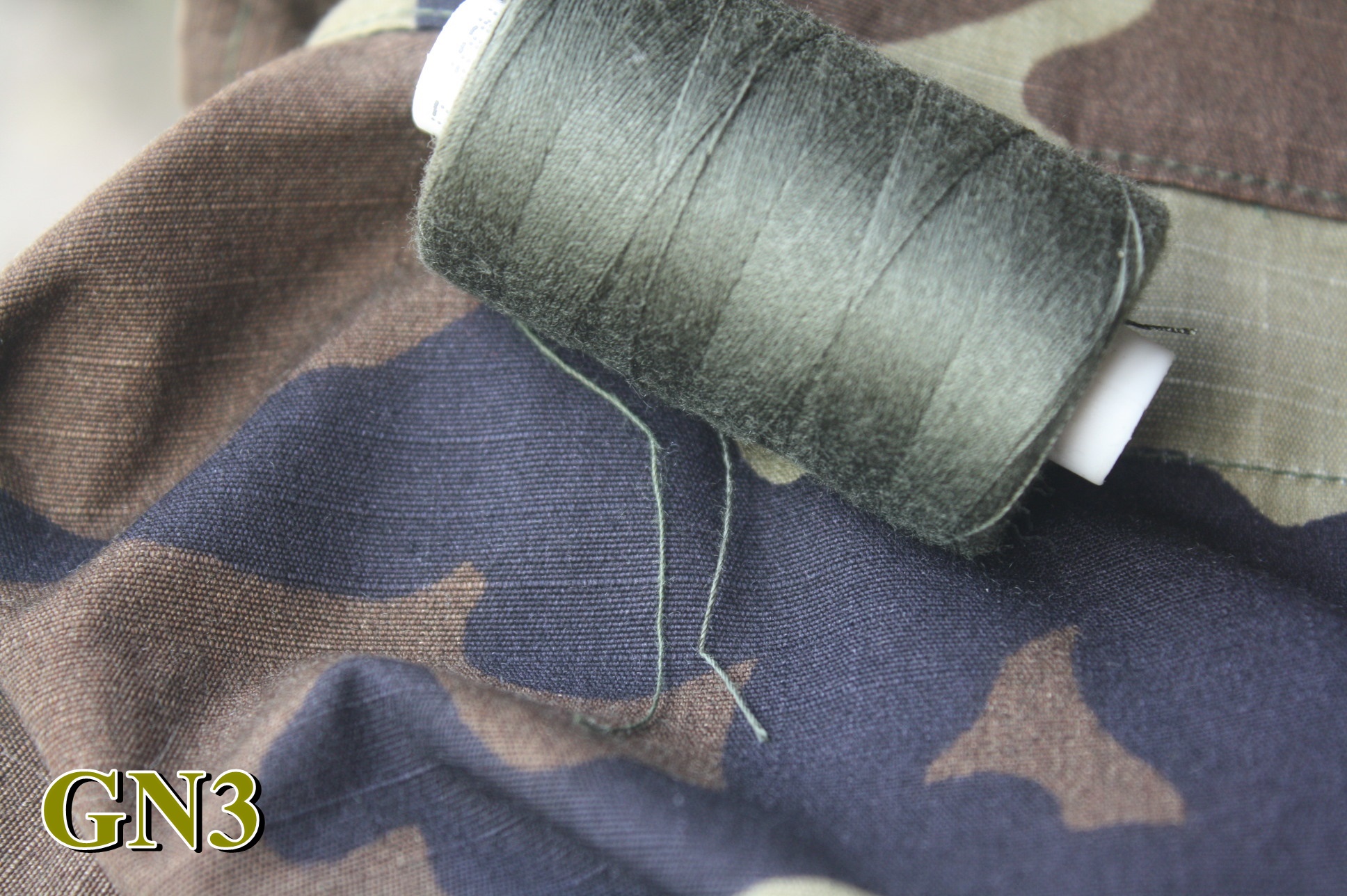 ด้ายสำหรับเย็บกระดุมเสื้อทหาร