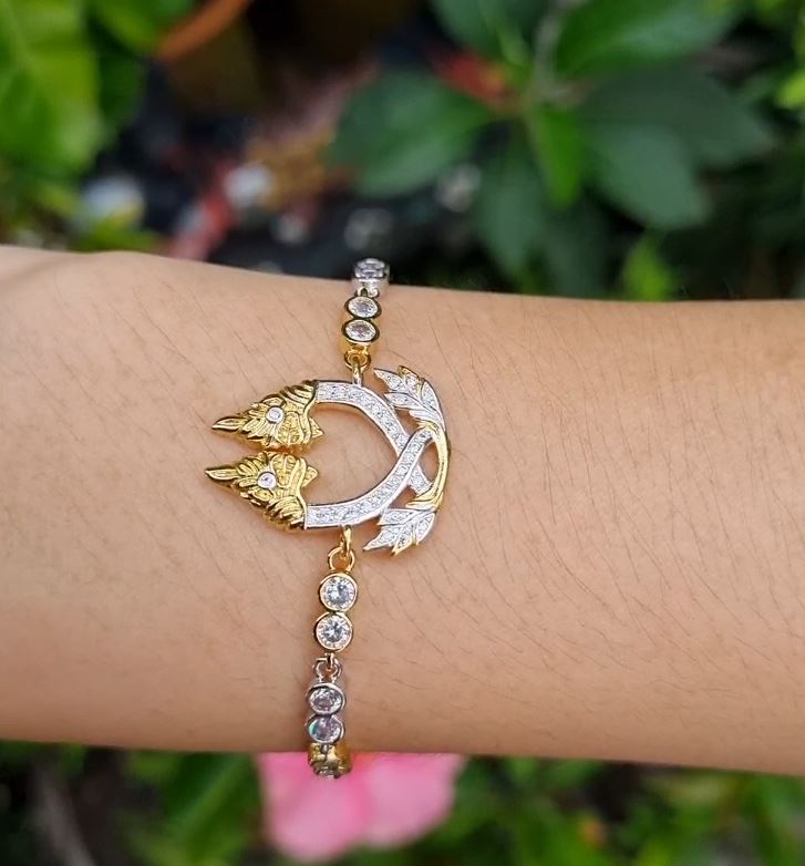 สร้อยข้อมือ นาคเกี้ยว เกี่ยวรัก ฝังเพชร สุดยอดเครื่องรางเสริมดวงเรื่องของความรัก ปรัปขนาดได้ พญานาค