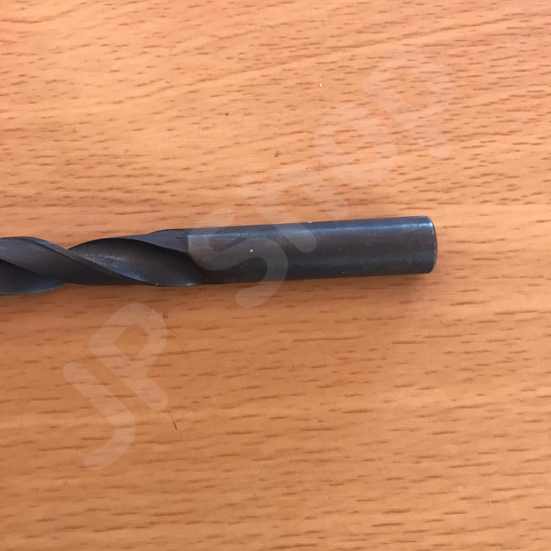 ดอกสว่านเจาะเหล็ก ขนาด 10 มม สนใจสั่งได้นะคะ. #0330