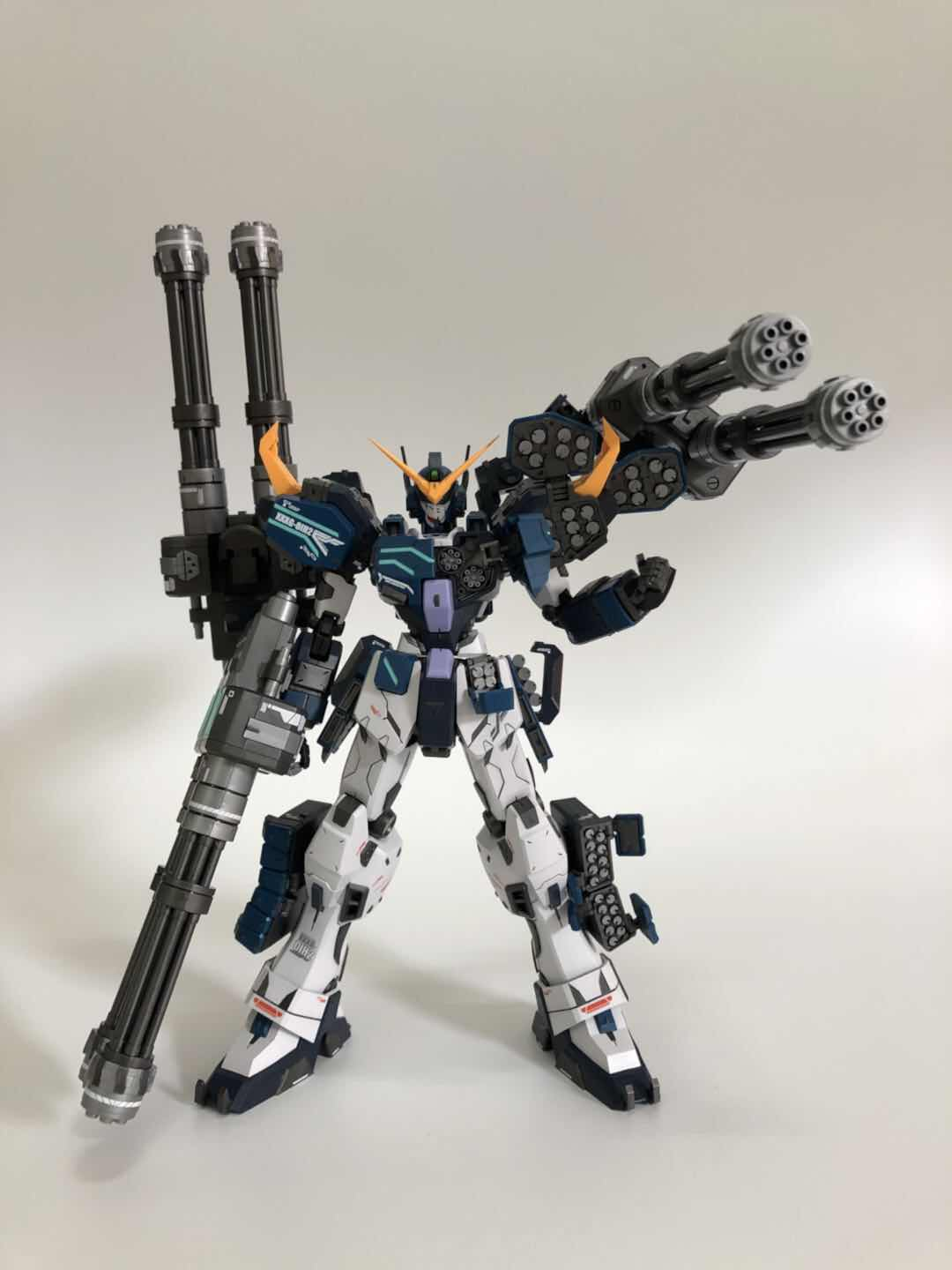 MG 1/100 HEAVYARMS Custom Igel [SuperNova]