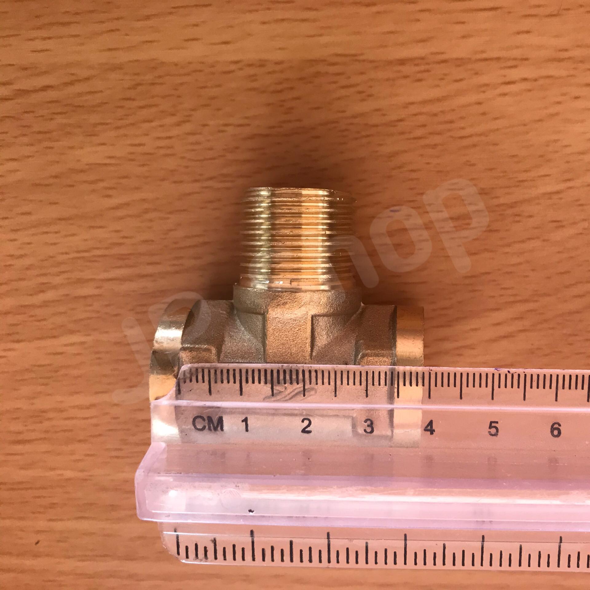 ข้อต่อทองเหลือง สามทางขนาด 4 หุน เกลียวใน 2 เกลียวนอก 1 ข้อต่อ ทองเหลือง สามทาง เกลียวนอก-ใน-ใน #1054