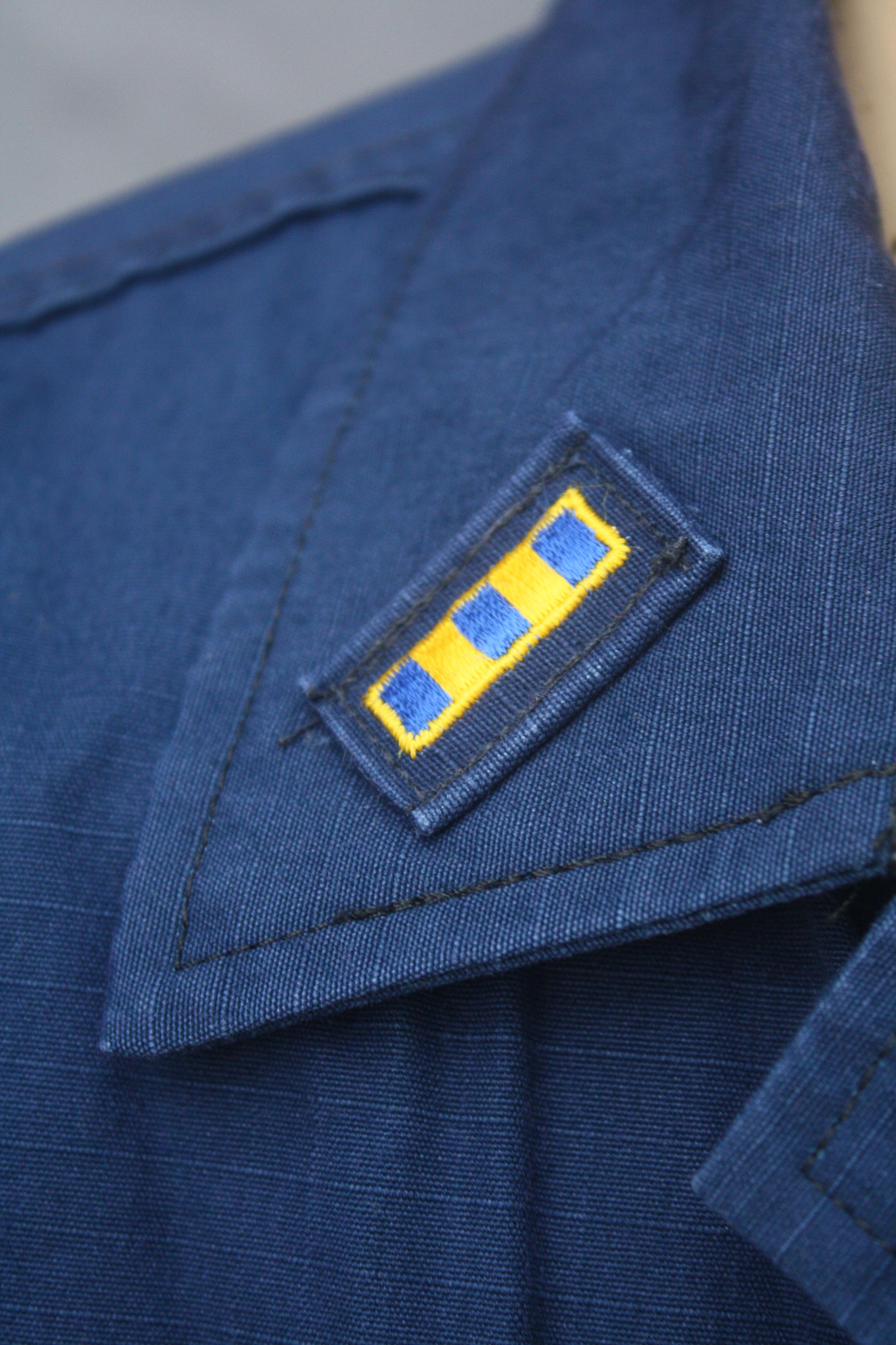 เสื้อเครื่องแบบเจ้าหน้าที่หน่วยยามฝั่งสหรัฐ Uniforms of the United States Coast Guard Operational Dress Uniform (ODU)