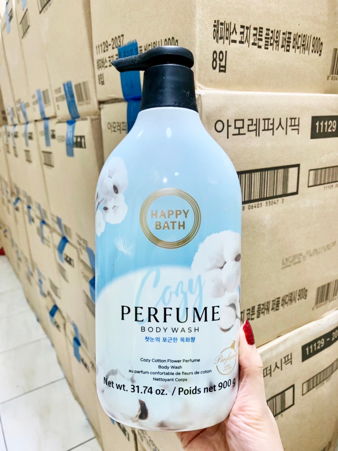 Happy Bath Perfume Body Wash ขวดใหญ่ 900 ml. #CozyCottonFlower ครีมอาบน้ำ กลิ่นแนวน้ำหอมโคลเอ้โบว์ครีม