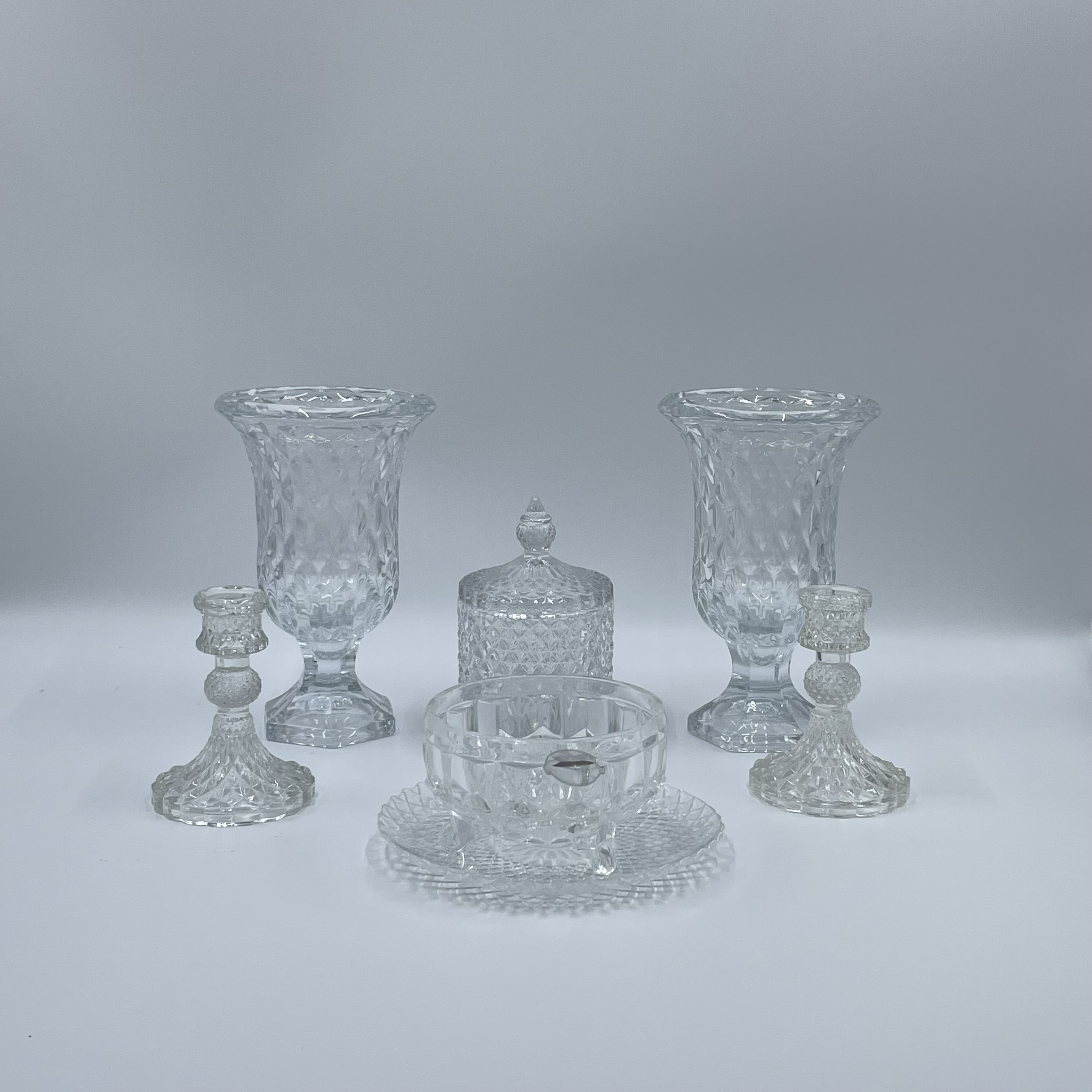 ชุดเบญจรงค์ แบบแก้ว