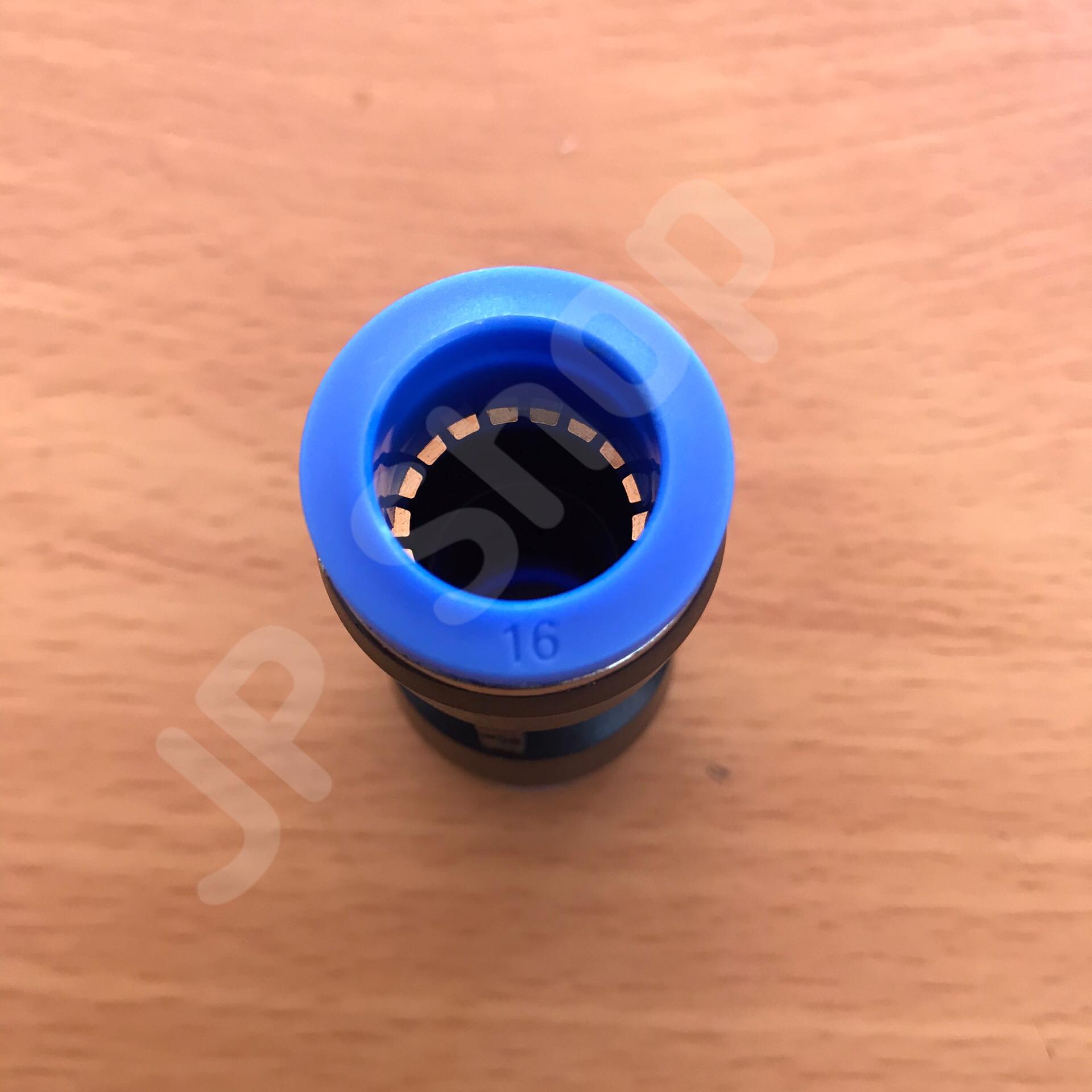 ฟิตติ้งสายลม 16 มม. ข้อต่อ PU-16 #0016