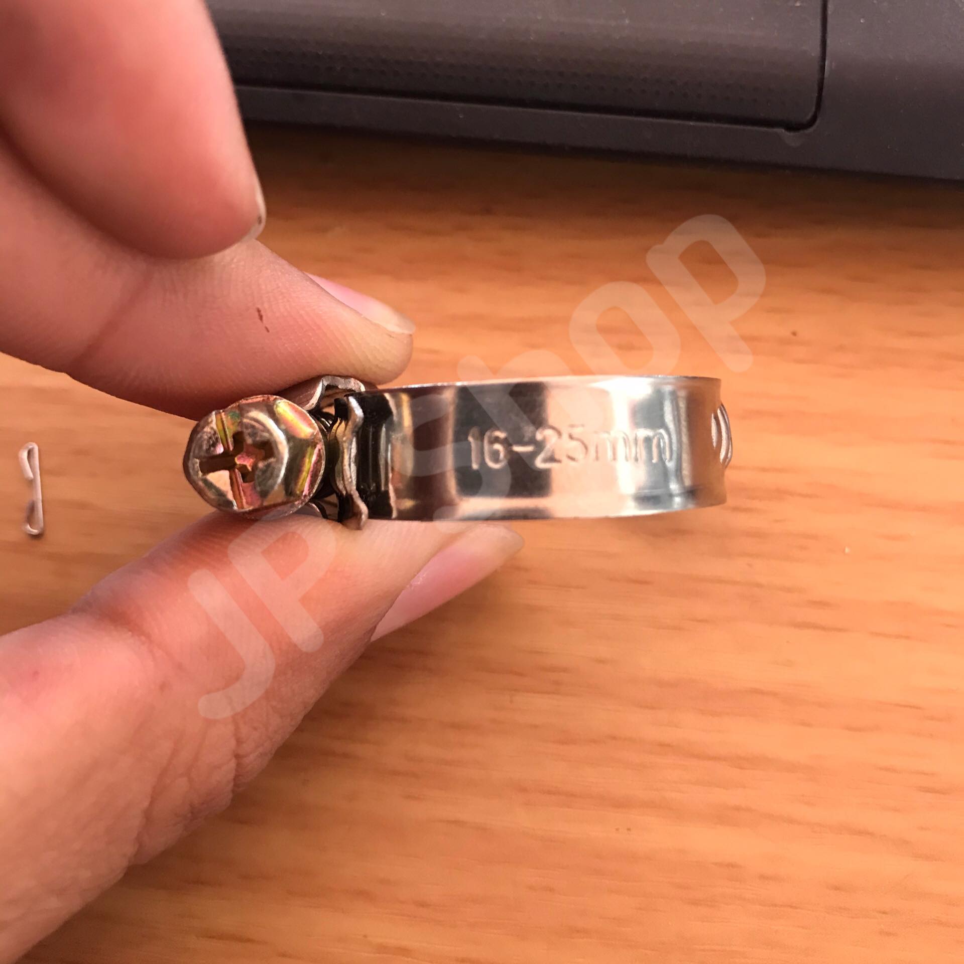 เข็มขัดรัดท่อสแตนเลส ปลอกรัดสแตนเลส 16-25 มม. แพ็คละ 5 ตัว สาย รัด ท่อ ส แตน เลส กิ๊บ รัด ท่อ ส แตน เลส ปลอก รัด ท่อ ส แตน เลส อย่างดี #1625