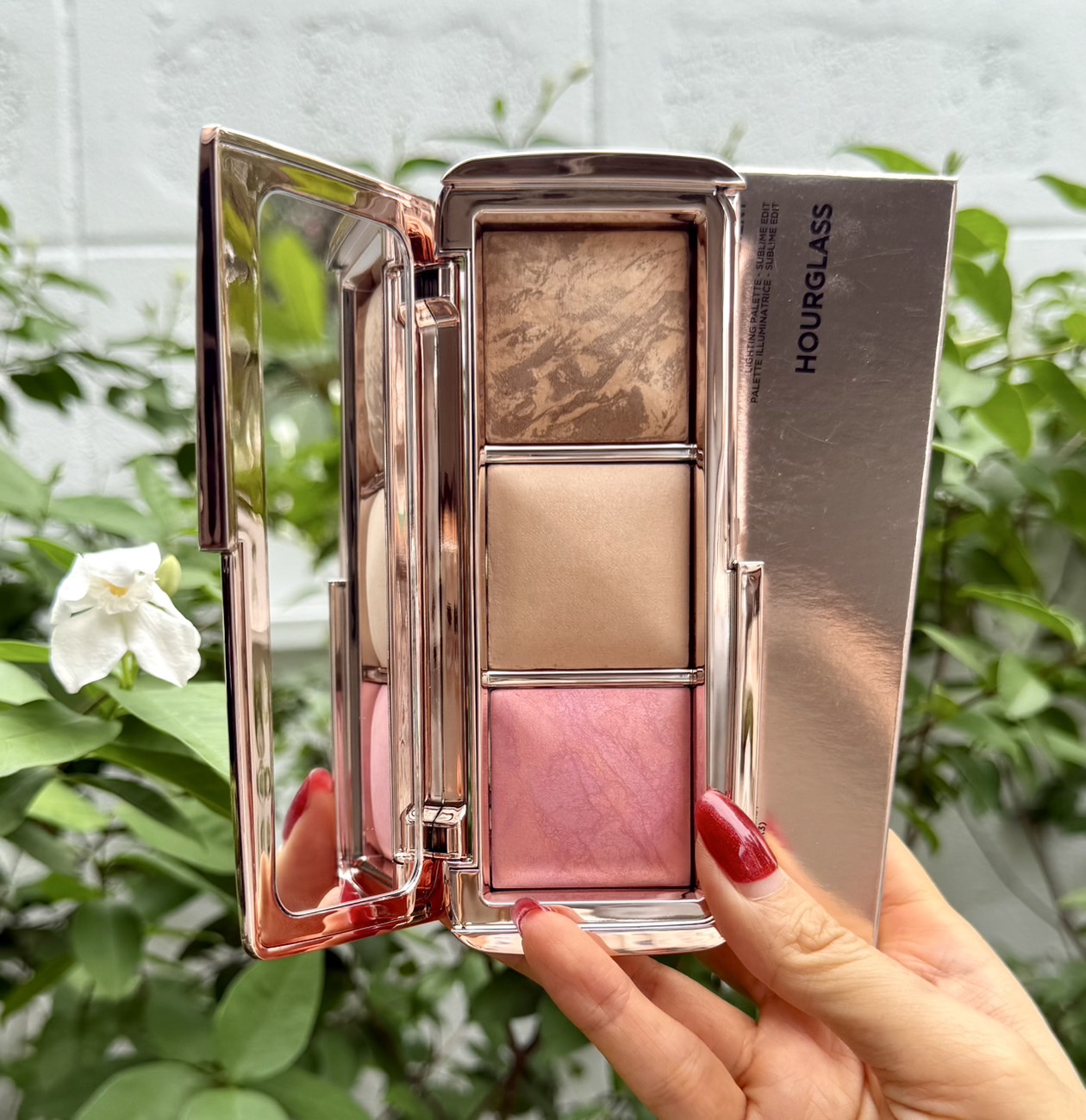Hourglass Ambient Lighting Palette สี Sublime Edit (3x3.3g.) พาเลต3เฉด