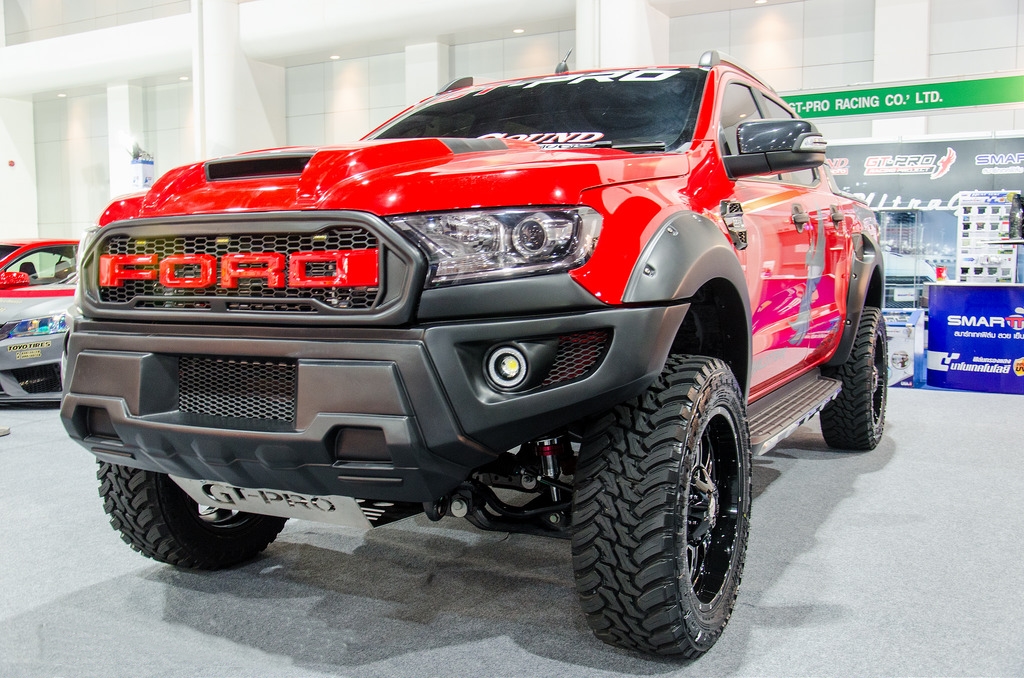 ชุดกันชนหน้า+กระจัง Raptor