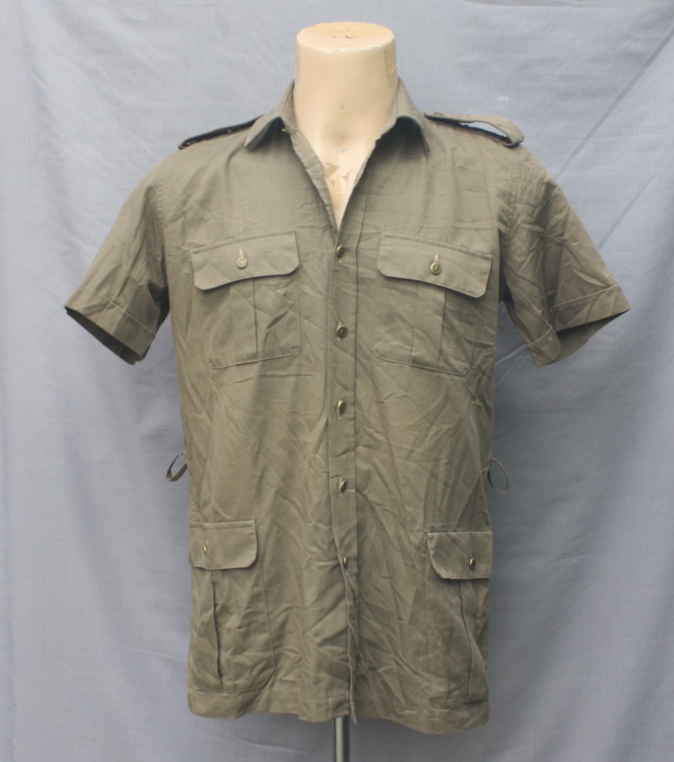 เสื้อทหาร สาธารณรัฐอิตาลี