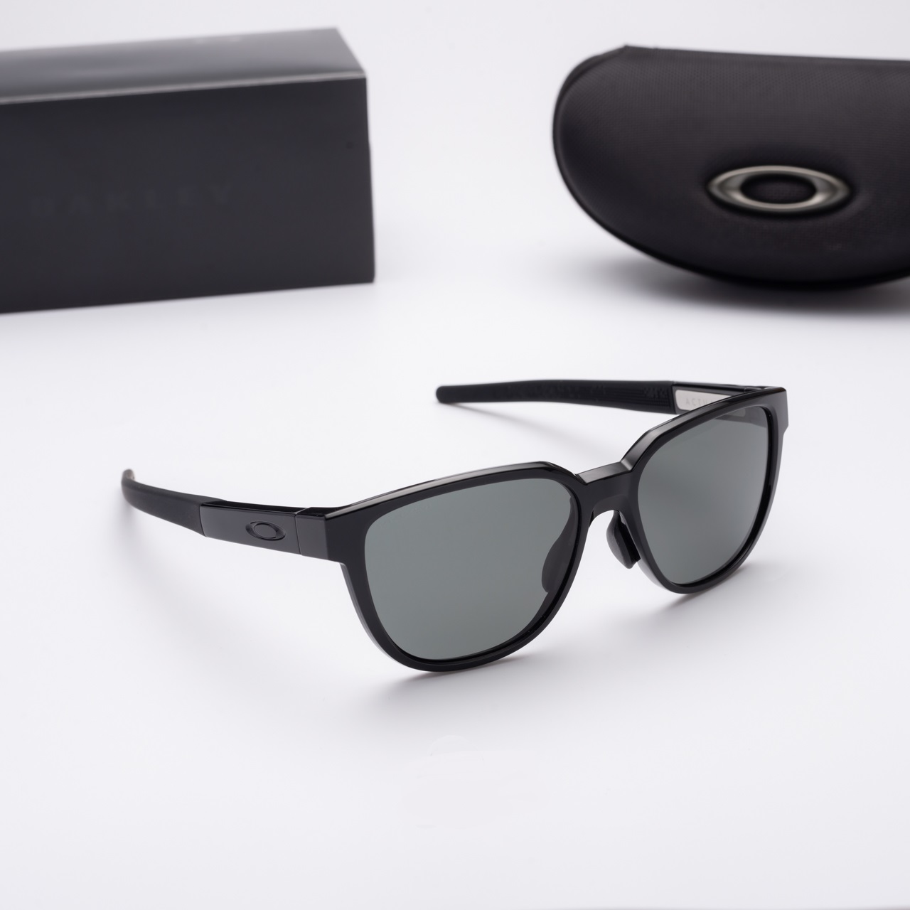 แว่นกันแดด Oakley Actuator(A) OO9250A-01 Polished Black Prizm Grey
