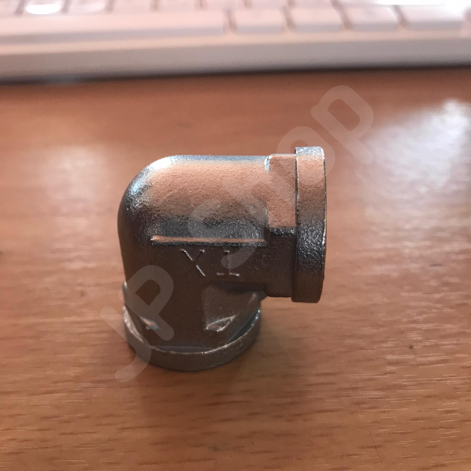 ข้องอสแตนเลส304 เกลียวใน ขนาด 4 หุน #3654