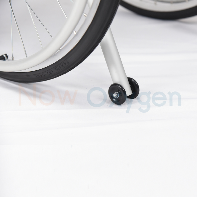 รถเข็นผู้ป่วย Invacare Action 2NG ล้อใหญ่ เบาะกว้าง รับประกัน 2 ปี