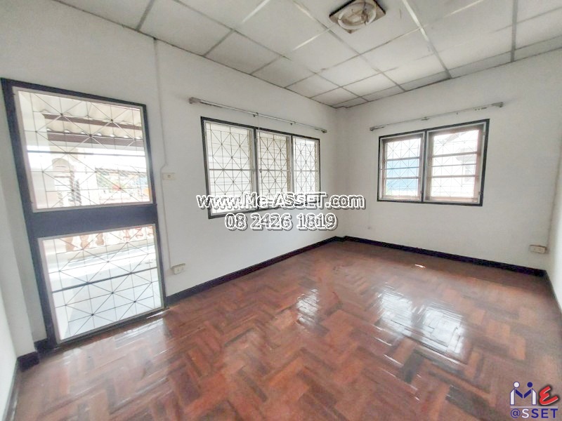 ขายทาวน์เฮ้าส์ หลังมุม ถนนเมน ย่าน วัดกู้ บ้านใหม่ บางพูด ติวานนท์ ปากเกร็ด : ม.เปี่ยมสุข : 2 ชั้น 21.8 ตร.วา