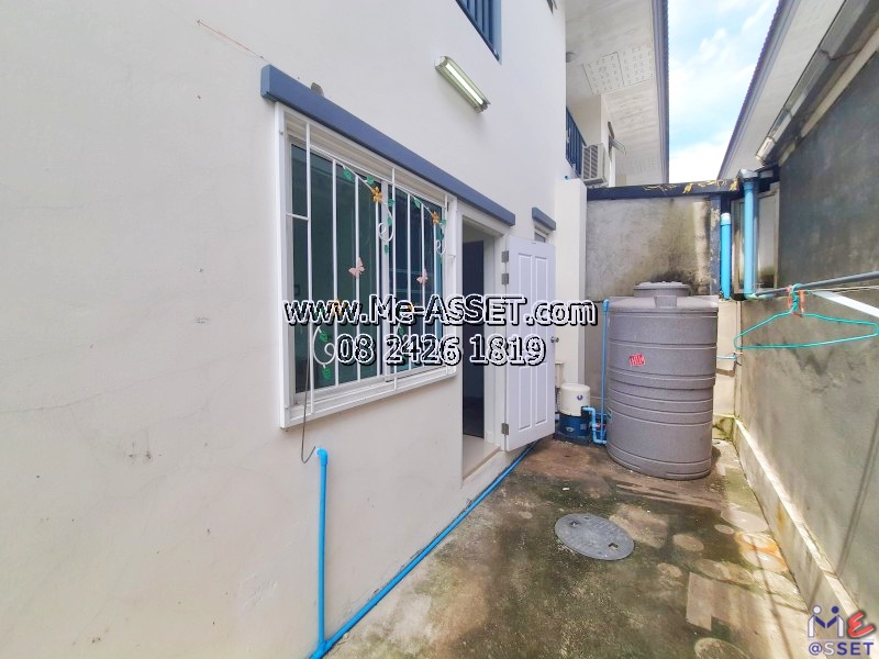 ขายและเช่า ทาวน์โฮมหลังมุม ย่าน เลียบคลองพระอุดม ซอยวัดท่าเกวียน คลองบางไผ่ วัดทองสะอาด ลาดหลุมแก้ว : ม.บ้านสวนธนาการ์เด้น : 2 ชั้น 40.2 ตร.วา