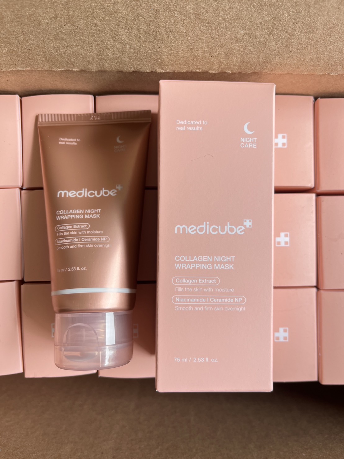Medicube Collagen Night Wrapping Mask 75ml. มาส์กคอลลาเจนเข้มข้นจากเกาหลี ฟื้นผิวในขณะนอนหลับ