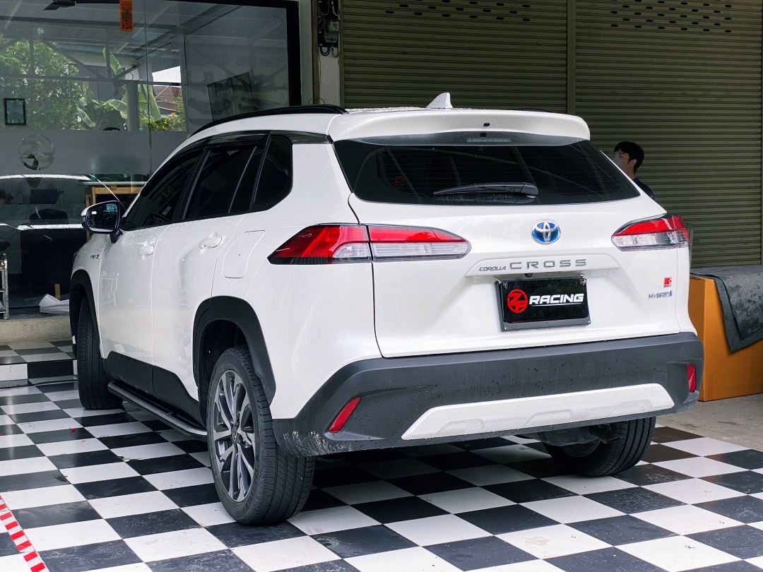 บันไดข้าง Corolla Cross โคโรล่าครอส ตรงรุ่น