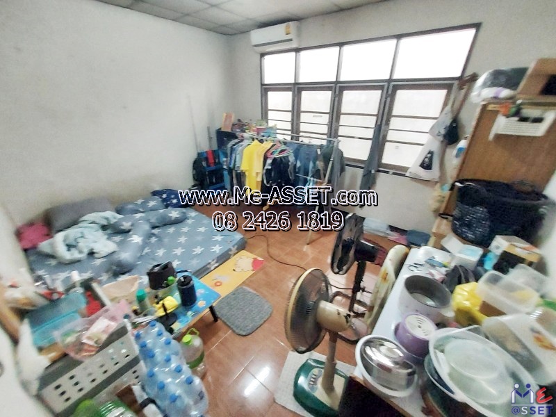 ขายทาวน์เฮ้าส์ ย่าน อบต.ยายชา วัดเดชานุสรณ์ วัดสรรเพชญ สามพราน นครปฐม : ม.เพชรไพฑูรย์ : 2 ชั้น 18 ตร.วา