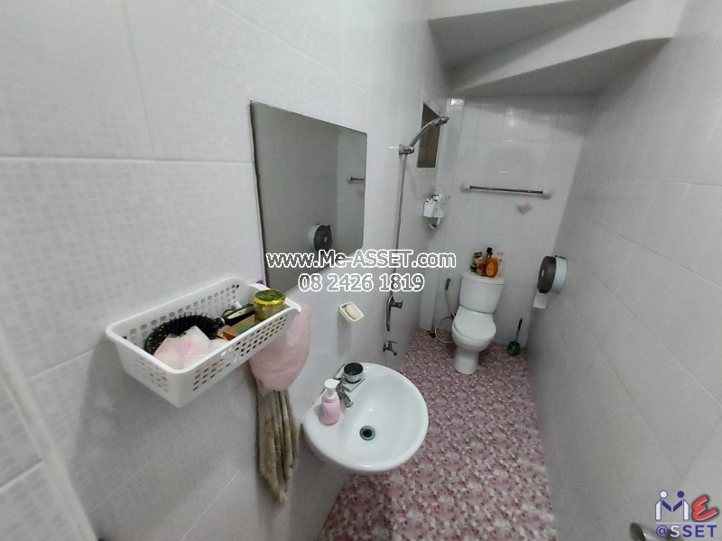 ขายทาวเฮ้าส์ ย่าน ดาวทอง ลานตากฟ้า ศาลาดิน ศาลายา มหาสวัสดิ์ : กิตติชัย 16 : 2 ชั้น 21 ตร.วา