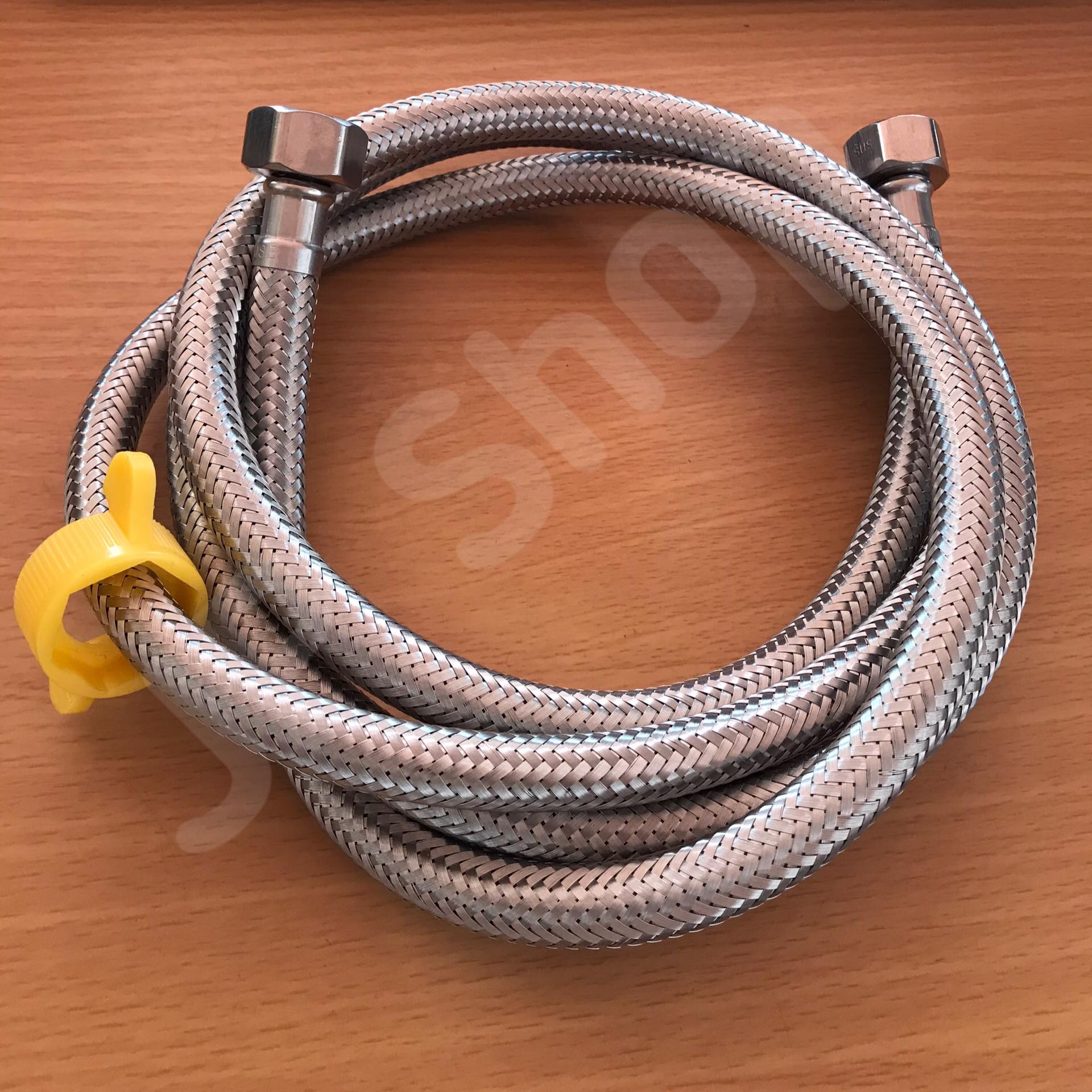 สายน้ำดี ความยาวขนาด 200 ซม. หัวสายสแตนเลส304 เกลียวใน4หุน(1/2") สำหรับต่อน้ำใช้ทั่วไป ห้องน้ำ ห้องครัว #20001