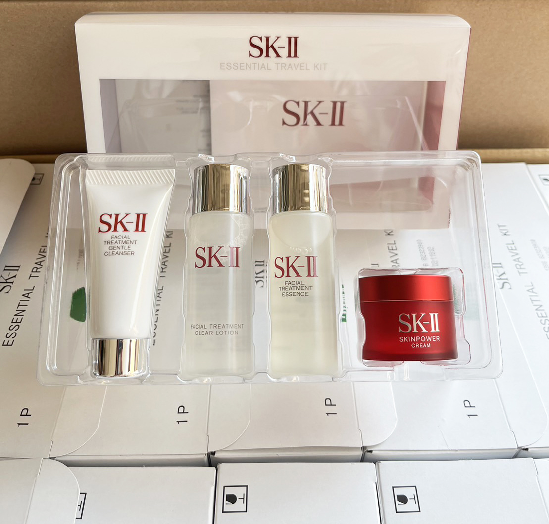 เซตพกพา 4 ชิ้น SK-II Essential Travel Kit เซตขนาดทดลอง