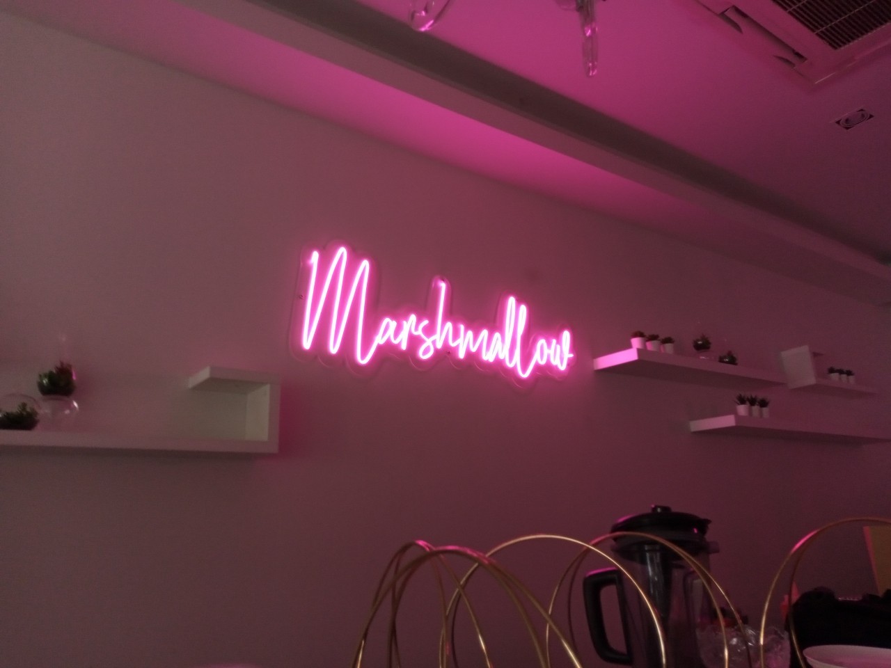 ป้ายไฟนีออน