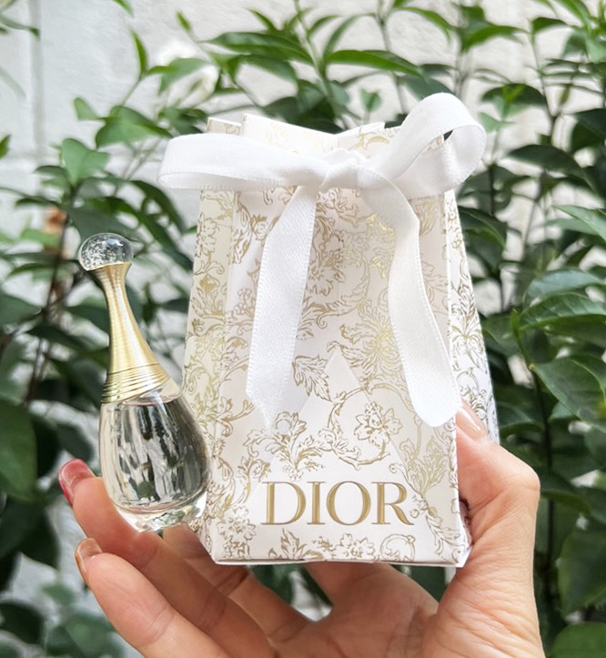 Christian Dior J'adore Eau De Parfum 5ml. + Gift Bag Dior น้ำหอม ขนาดทดลอง ของแท้