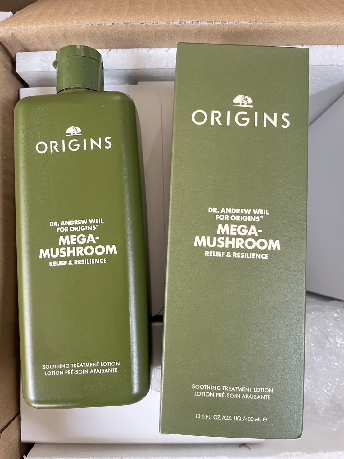 น้ำตบเห็ด Origins Mega-Mushroom Relief & Resilience Soothing Treatment Lotion ขนาด 400ml. ของแท้