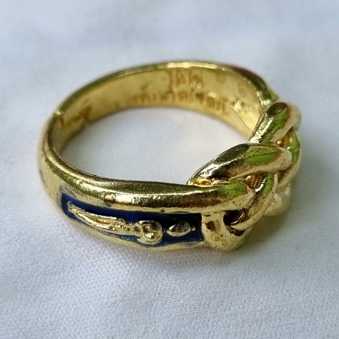 แหวน พิรอด ไอ้ไข่ เด็กวัดเจดีย์ มี4สีให้เลือก แดง เขียว น้ำเงินและทองล้วน วัสดุทองเหลือง ปรับขนาดได้ 8-11(57-65) สำเนา