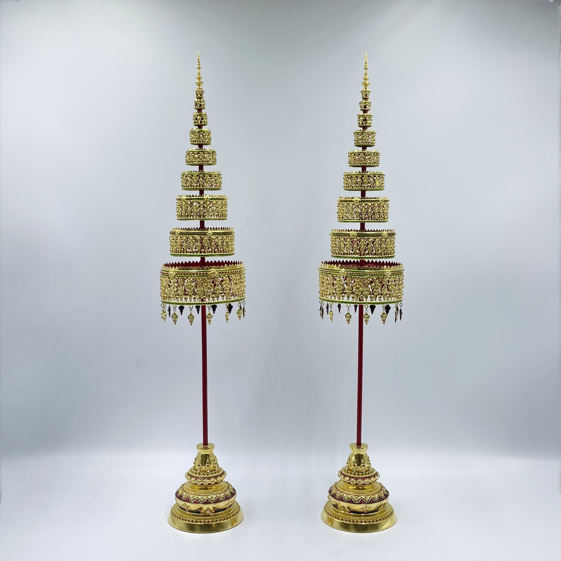 ฉัตรทอง 9 ชั้น