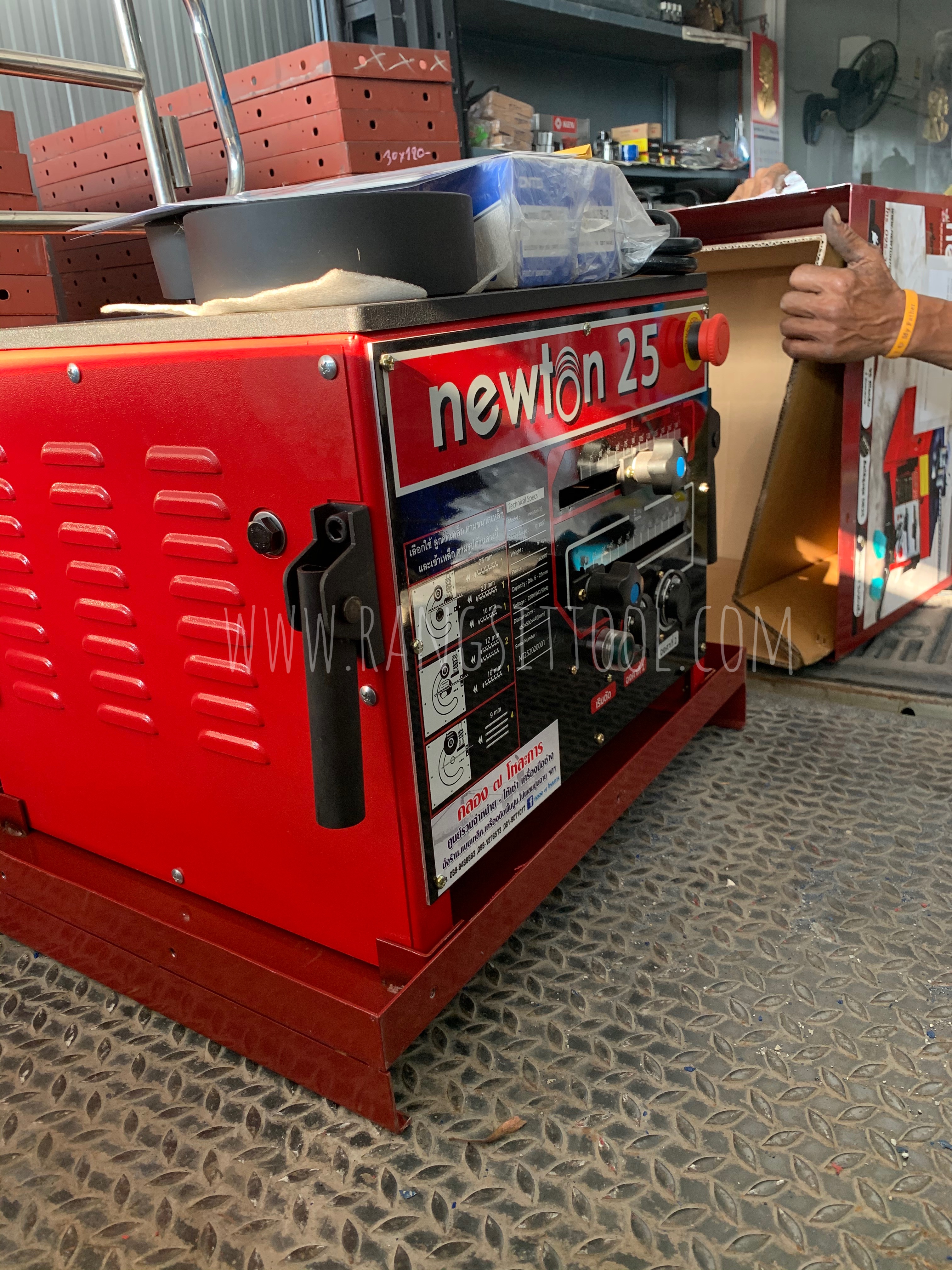 เครื่องดัดเหล็กเส้น newton25