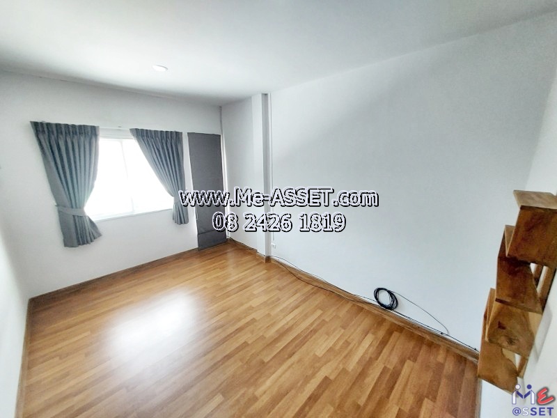 ขายถูกทาวน์โฮม หลังมุมต้นโครงการ ย่าน ซอยวัดท่าเกวียน เลียบคลองพระอุดม คลองบางไผ่ วัดทองสะอาด ลาดหลุมแก้ว : ม.บ้านสวนธนาการ์เด้น : 2 ชั้น 43.4 ตร.วา