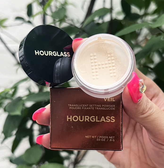 Hourglass Veil Translucent Setting Powder ขนาดทดลอง 0.9g. แป้งฝุ่นสูตร Translucent
