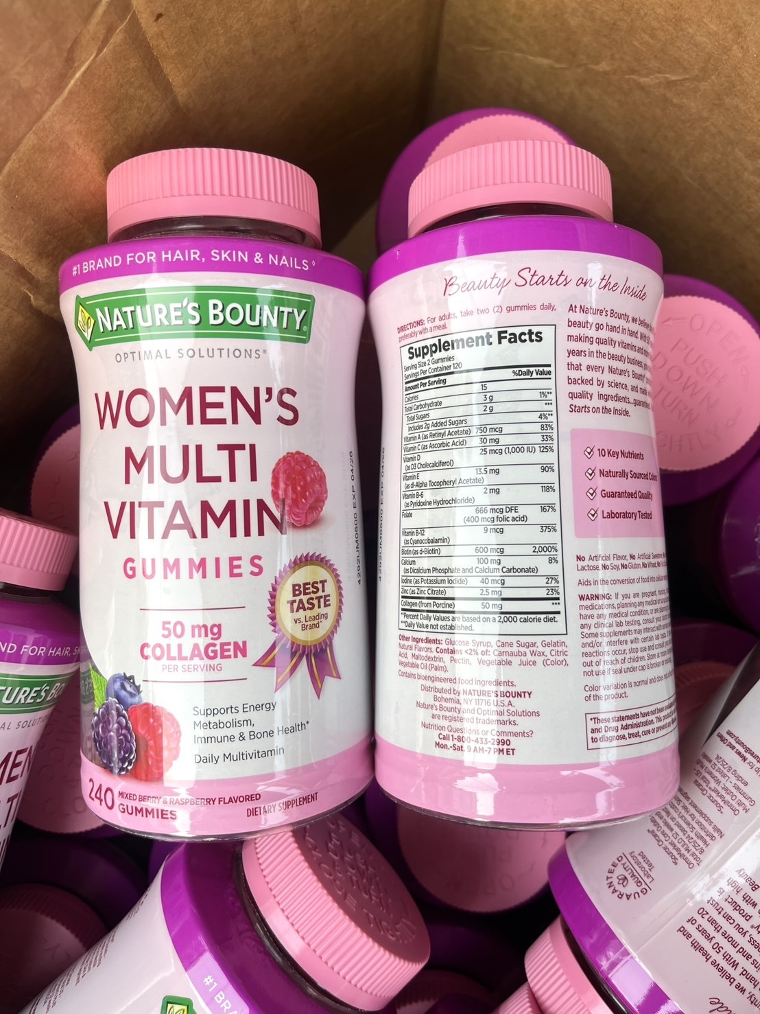 วิตามินรวมสำหรับผู้หญิง Nature's Bounty Women's Multivitamin Gummies (50mg collagen) 240 GUMMIES (1กระปุก)