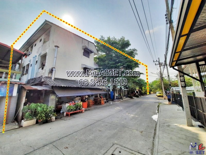 ขายที่ดินพร้อมสิ่งปลูกสร้าง หอพัก 81 ห้อง พร้อมผู้เช่าเต็ม ย่าน ซอยวินา ไร่ขิง สามพราน : ใกล้บ.ทอยเวิลด์ ถ.พุทธมณฑลสาย 5 : 3 ชั้น 3 คูหา 357.7 ตร.วา