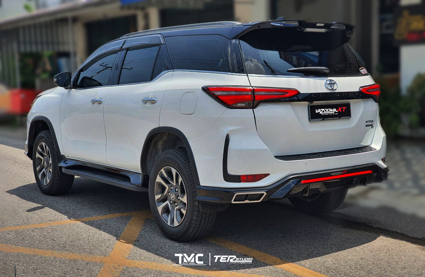 ชุดแต่ง Vazooma_XT [TOYOTA LEGENDER]