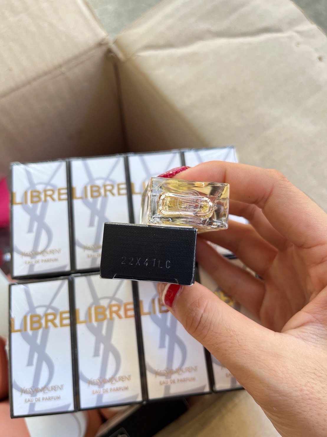 น้ำหอมขนาดทดลอง Yves Saint Laurent LIBRE EDP 7.5ml. แบบแต้มเด้อ