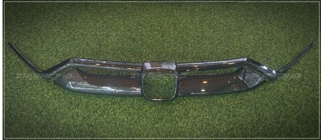 ครอบกระจังหน้า Carbon 3 ชิ้น CRV