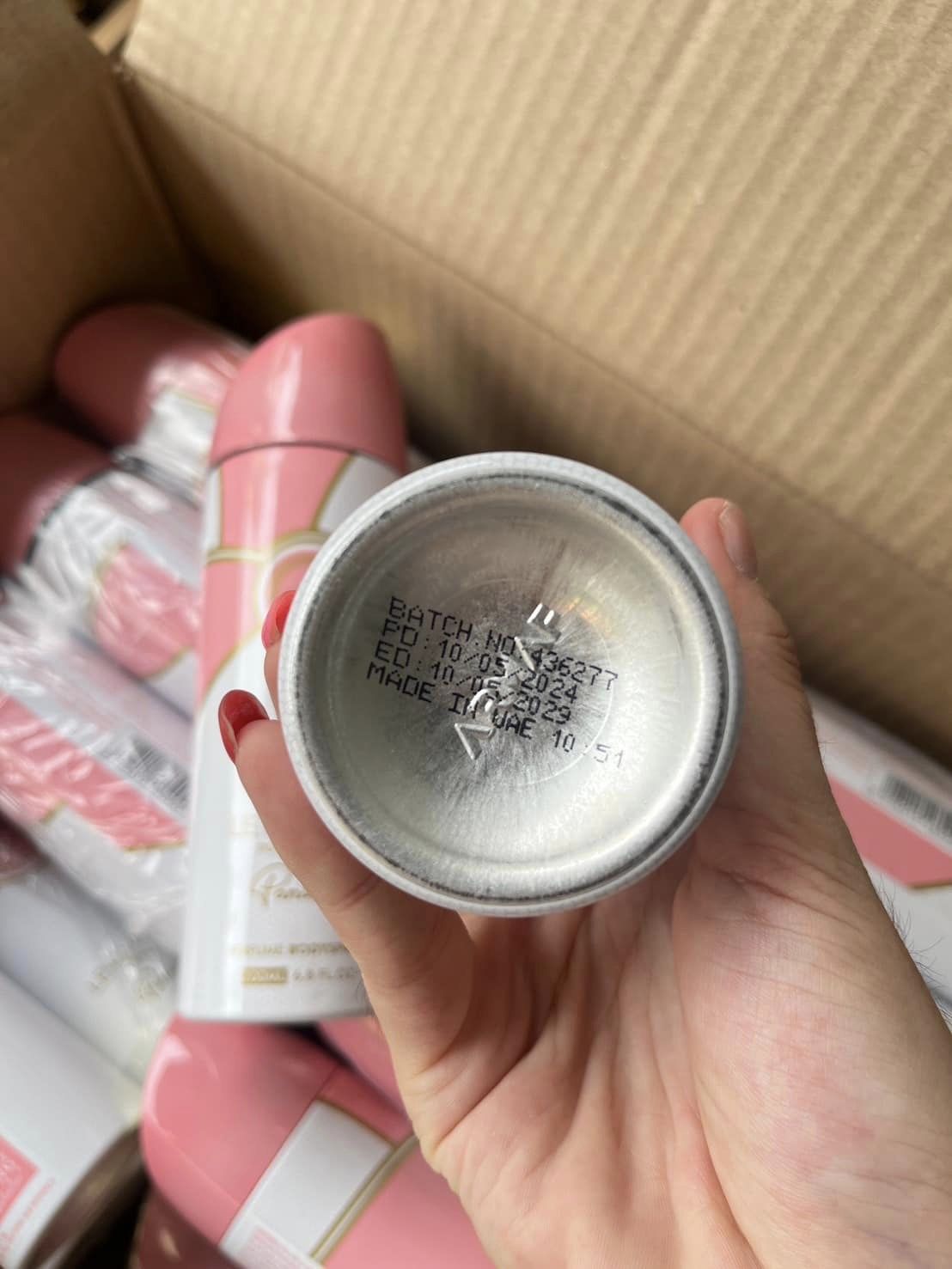 สเปรย์น้ำหอม Armaf Le Parfait Pour Femme Panache EDP Body Spray 200ml. (1ขวด)